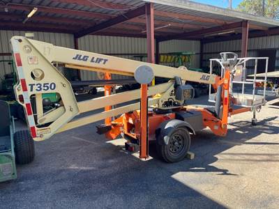 2019 JLG T350 Towable Boom Lift - 35' platform height, 41' working height, 20' reach, Outriggers