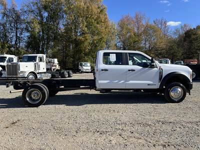 Ford F-450 XL Cab & Chassis Truck - 6.7L POWER STROKE, 10 Speed Automatic