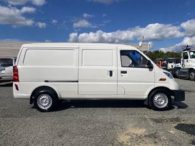 MULLEN ONE Cargo Van - Automatic