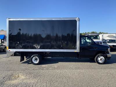 Ford E-450 16 ft Box Truck - 6 Speed Automatic, Roll up Door