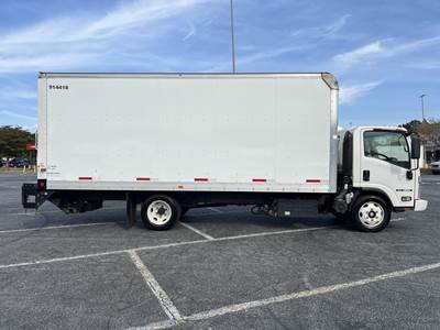 Isuzu NRR 20 ft Box Truck - Automatic, Roll up Door, Liftgate