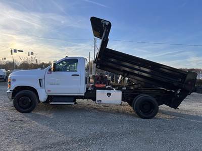 Chevrolet Silverado 6500HD Dump Truck - Duramax, 6 Speed Automatic