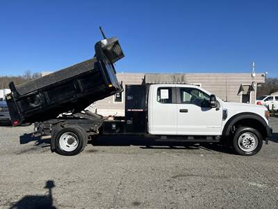 Ford F550 SD XL Dump Truck - 6.7L POWER STROKE, 10 Speed Automatic, 8' Dump