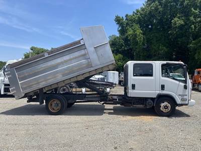 Isuzu NPR HD Dump Truck - Automatic