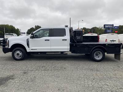 Ford F-350 XL 9 ft Flatbed Truck - 10 Speed Automatic