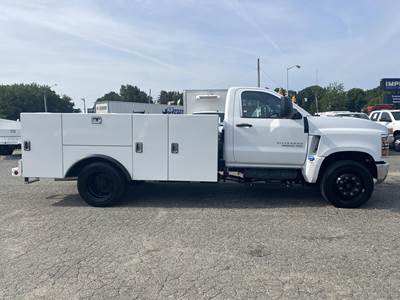 Chevrolet Silverado 5500HD Mechanic / Service Truck - Duramax, 6 Speed Automatic
