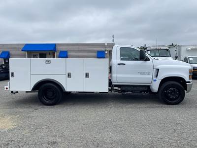 Chevrolet Silverado 5500HD Mechanic / Service Truck - Duramax, 6 Speed Automatic
