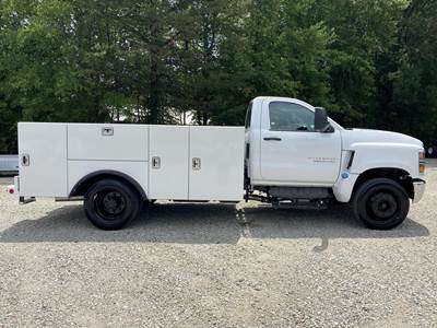 Chevrolet Silverado 5500HD Mechanic / Service Truck - Duramax, 6 Speed Automatic