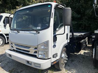 Isuzu NRR Rollback Tow Truck - 6 Speed Automatic