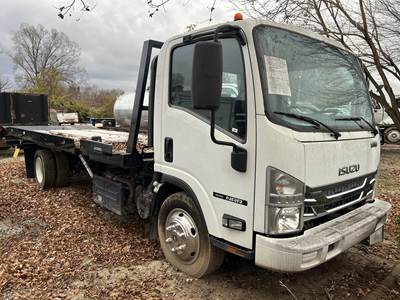 Isuzu NRR Rollback Tow Truck - 6 Speed Automatic