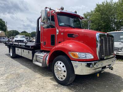 Peterbilt 337 Rollback Tow Truck - Automatic