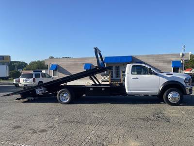 RAM 5500 Rollback Tow Truck - Cummins, 6 Speed Automatic