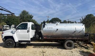 GMC TopKick C5500 Sewer / Septic Truck - 5 Speed Automatic