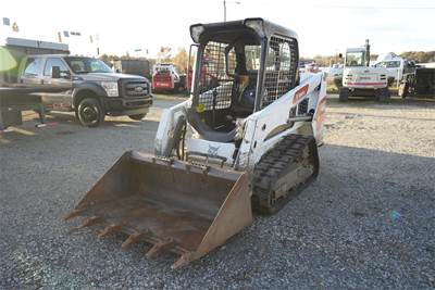 Bobcat T450 Skid Steer