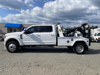 Ford F-550 Lariat Wrecker Tow Truck - 6.7L POWER STROKE, 10 Speed Automatic