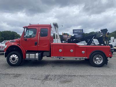 Freightliner M2 106 Wrecker Tow Truck - Amt