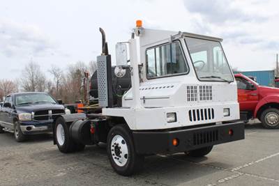 Kalmar Ottawa Tandem Axle Yard Spotter Truck - Cummins, 173HP