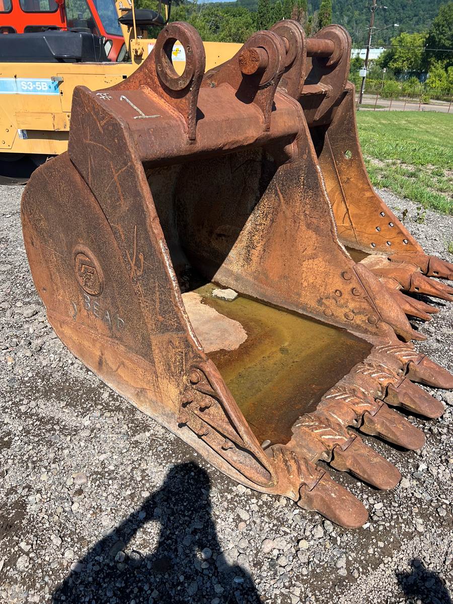 CF 40" CF Digging Bucket Excavator Bucket For Sale Johnson City, NY