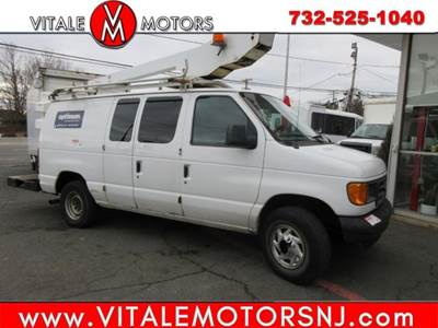 2007 Ford Econoline Cargo Van E-350 BUCKET VAN