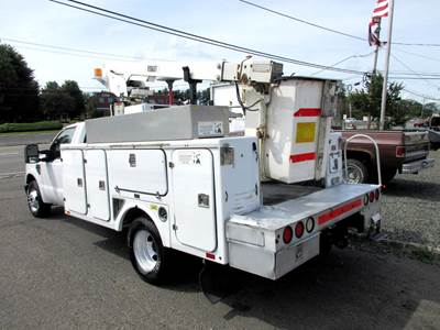 2008 Ford F-350 SD BUCKET TRUCK, 98K MILES, 122 HOURS ON GENERATOR