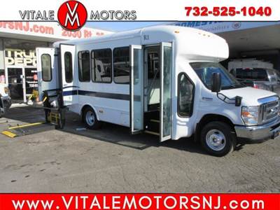 2017 Ford E-Series Cutaway E350, 12 PASSENGER BUS, HANDICAPPED BUS