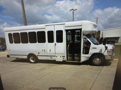 2017 Ford E-Series HANDICAPPED BUS E-450 DRW 176"" WB