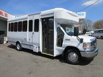 2017 Ford E-Series HANDICAPPED BUS E-450 DRW 176"" WB
