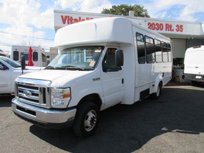 2017 Ford E-350, 12 PASSENGER HANDICAP BUS E-350 DRW 138"" WB