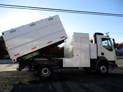 2007 Peterbilt Tractor COE 220, DUMP TRUCK, CHIPPER DUMP TRUCK