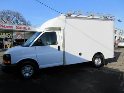 2014 Chevrolet Express G3500, 10' CUBE VAN, 10 foot BOX