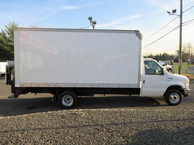 2009 Ford Econoline E-350 Super Duty 16&apos; BOX TRUCK