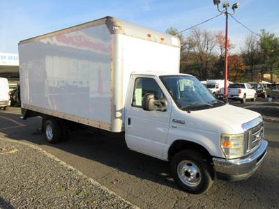 2009 Ford Econoline E-350 Super Duty 16' BOX TRUCK