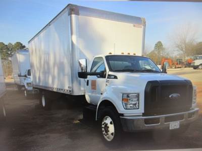 2023 Ford F-650 26 FOOT BOX TRUCK, LIFTGATE, 8K MILES