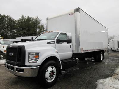 2023 Ford F-650 26 FOOT BOX TRUCK, LIFTGATE, 8K MILES