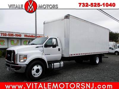 2016 Ford F-650 24 FOOT BOX TRUCK ** 81K DIESEL **