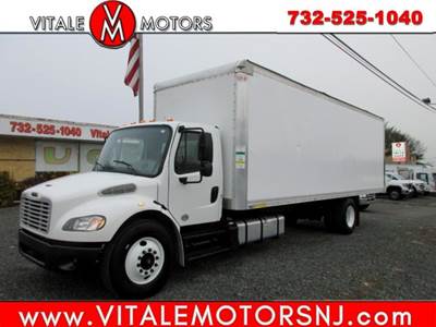 2017 Freightliner M2 106 Medium Duty 26' BOX TRUCK, CUMMINS DIESEL, ALLISON TRANS