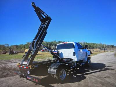 2022 Chevrolet Silverado MD HOOK LIFT, 4X4 Work Truck