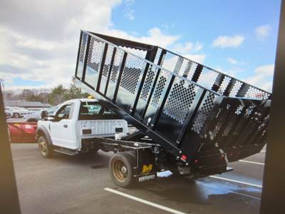 2018 Ford Super Duty F-550 DRW DUMP TRUCK, SNOW PLOW, 4X4