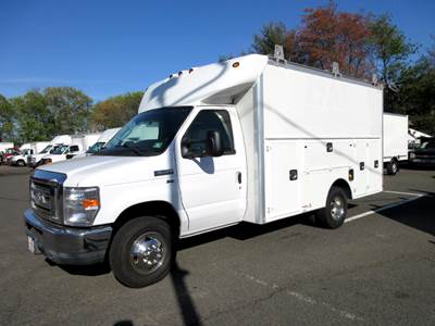 2015 Ford Econoline E-350 Super Duty 14&apos; ENCLOSED UTILITY TRUCK