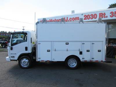 2018 ISUZU NPR ENCLOSED SERVICE TRUCK NPR