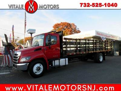 2016 Hino 338 26' FLAT BED