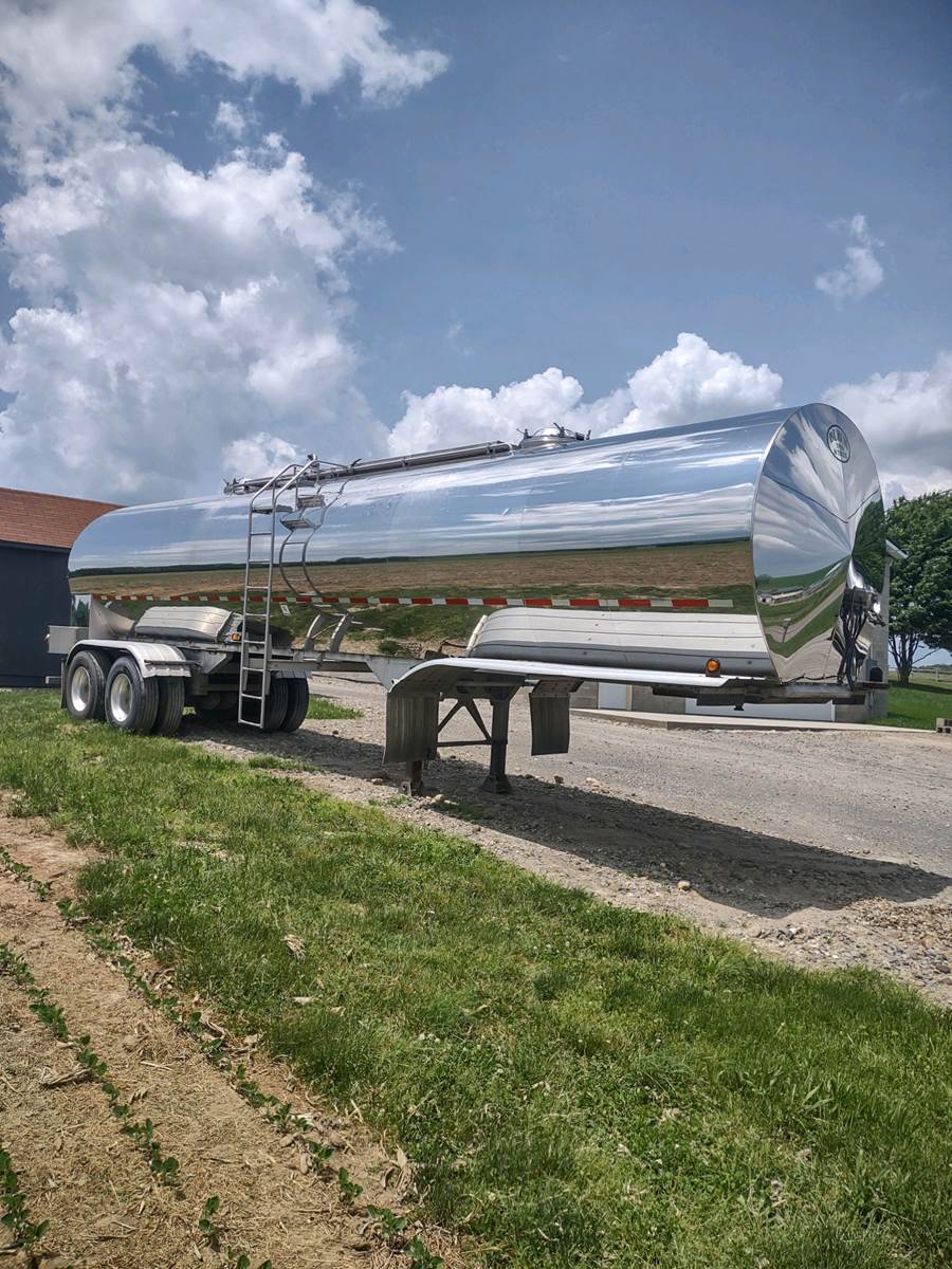 2014 Mac LTT Burch 6800 farm pickup Food Grade Tanker Trailer For Sale