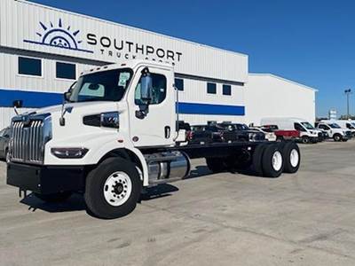 Western Star 47X Tandem Axle Cab & Chassis Truck - Cummins, 350HP
