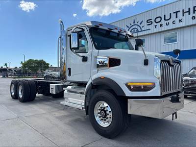 Western Star 49X Cab & Chassis Truck - Detroit, 470HP