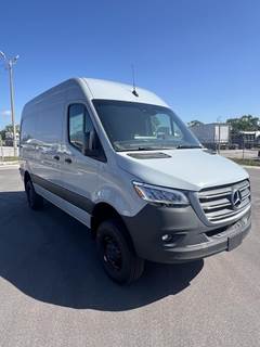 Mercedes-Benz Sprinter 2500 Cargo Van