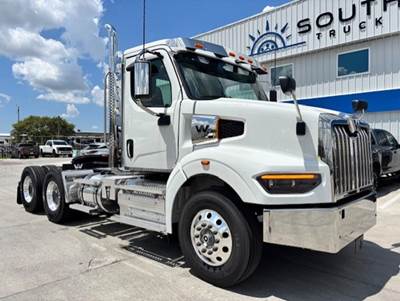 Western Star 49X Day Cab Truck - Detroit 470HP