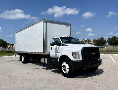 Ford F-750 Box Truck