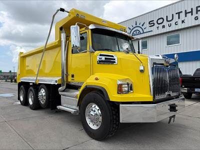 Western Star 4700 Dump Truck - Detroit 470HP