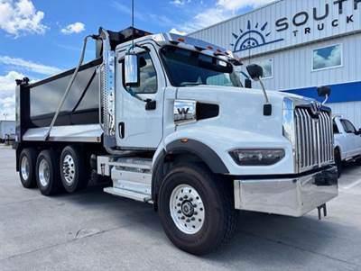 Western Star 49X Dump Truck - Detroit 470HP