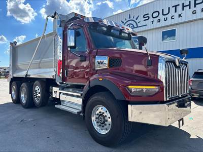 Western Star 49X Dump Truck - Detroit 470HP